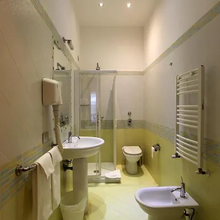 Otel Lux Durante 2*