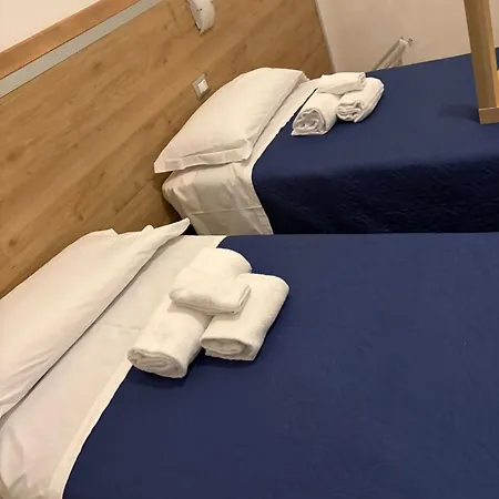 Szálloda Lux Durante Milánó