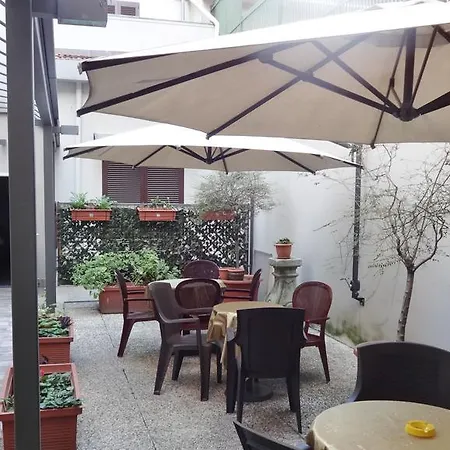 Otel Lux Durante