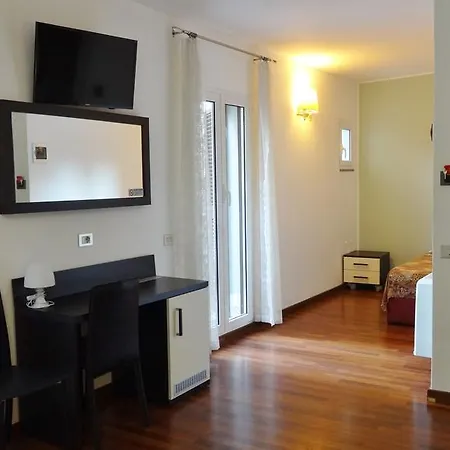 Otel Lux Durante