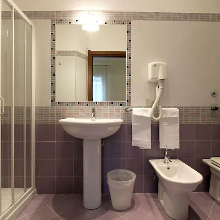 Hotel Lux Durante Milan