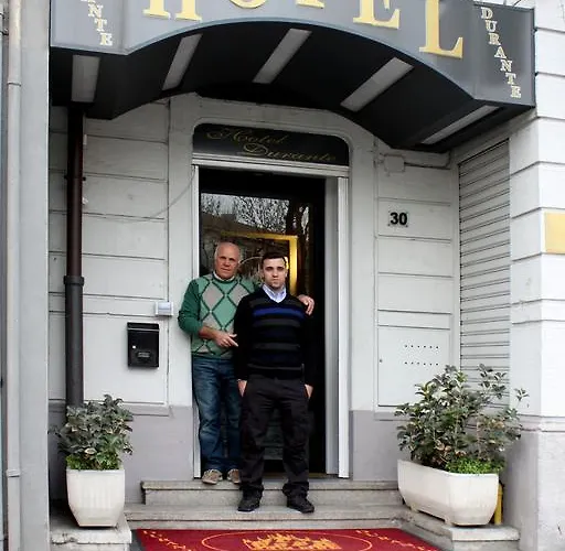 Lux Durante Milánó