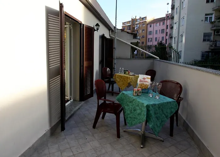 Szálloda Lux Durante Milánó