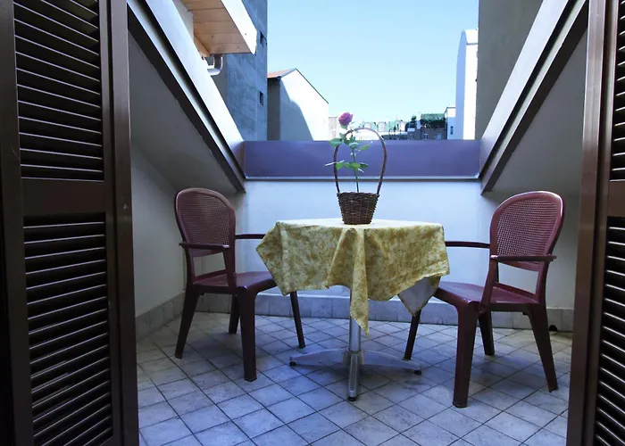 Lux Durante Szálloda Milánó