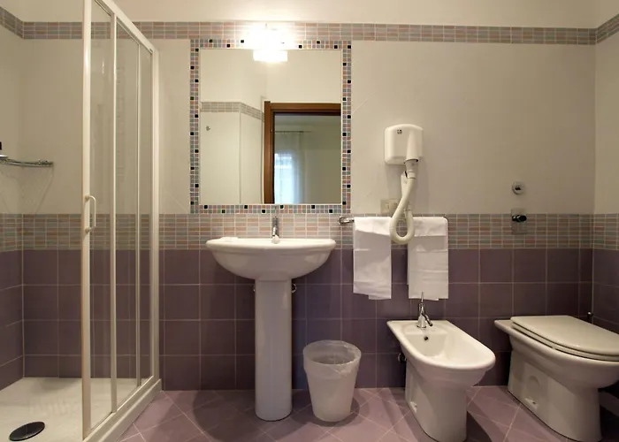 Szálloda Lux Durante Milánó