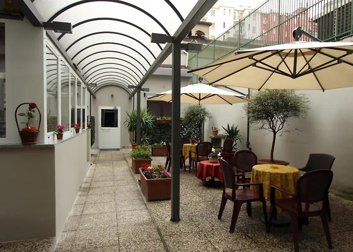 Lux Durante 2* Milánó